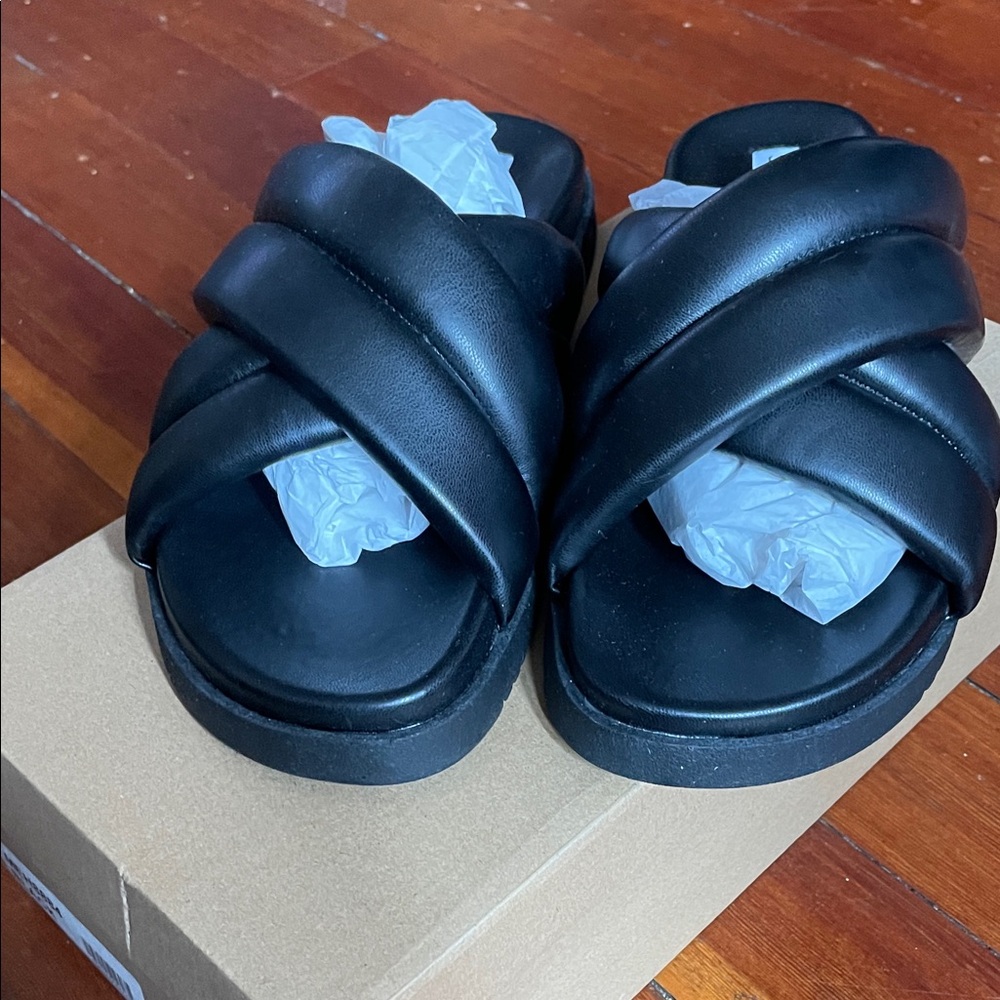 Steve Madden Black Women's Sandals